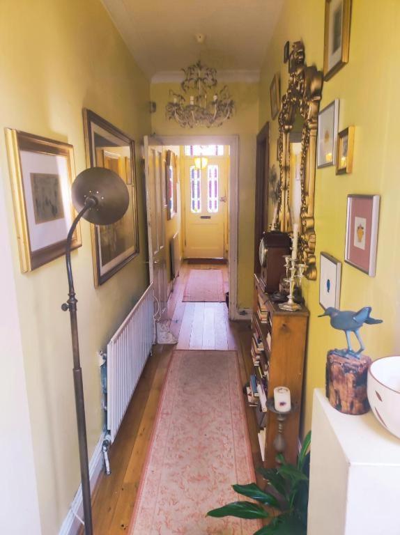 Cosy London Double Room Near Wimbledon Экстерьер фото
